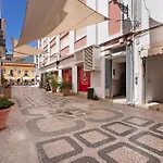 Downtown - Adentro Apartmán Faro