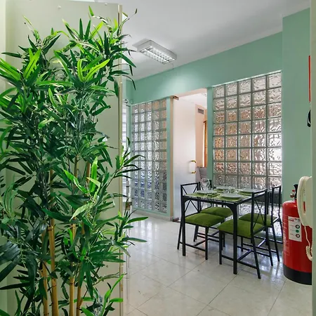 Downtown - Adentro * Distrikt Faro