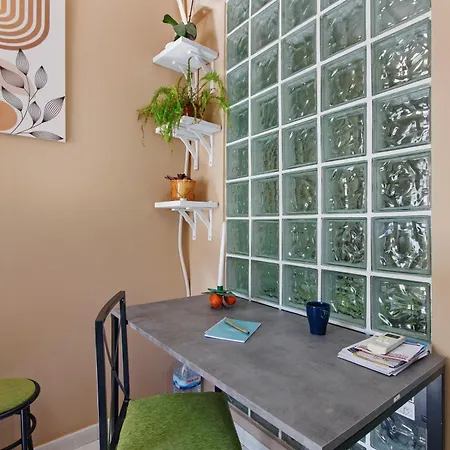 Apartment Downtown - Adentro *